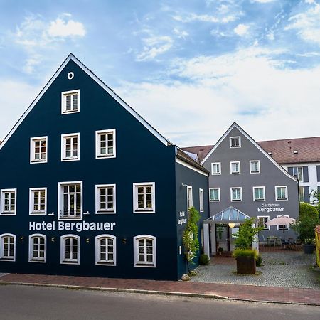 Hotel Bergbauer Mit Late-Self-Check-In Neuburg an Der Donau Esterno foto