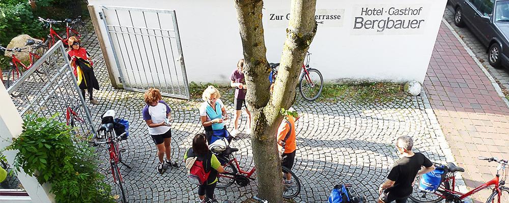 Hotel Bergbauer Mit Late-Self-Check-In Neuburg an Der Donau Esterno foto