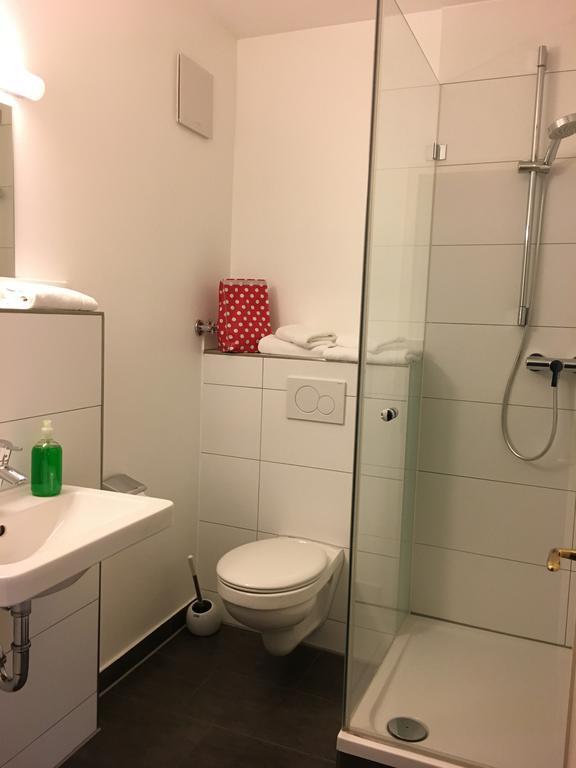 Hotel Bergbauer Mit Late-Self-Check-In Neuburg an Der Donau Esterno foto